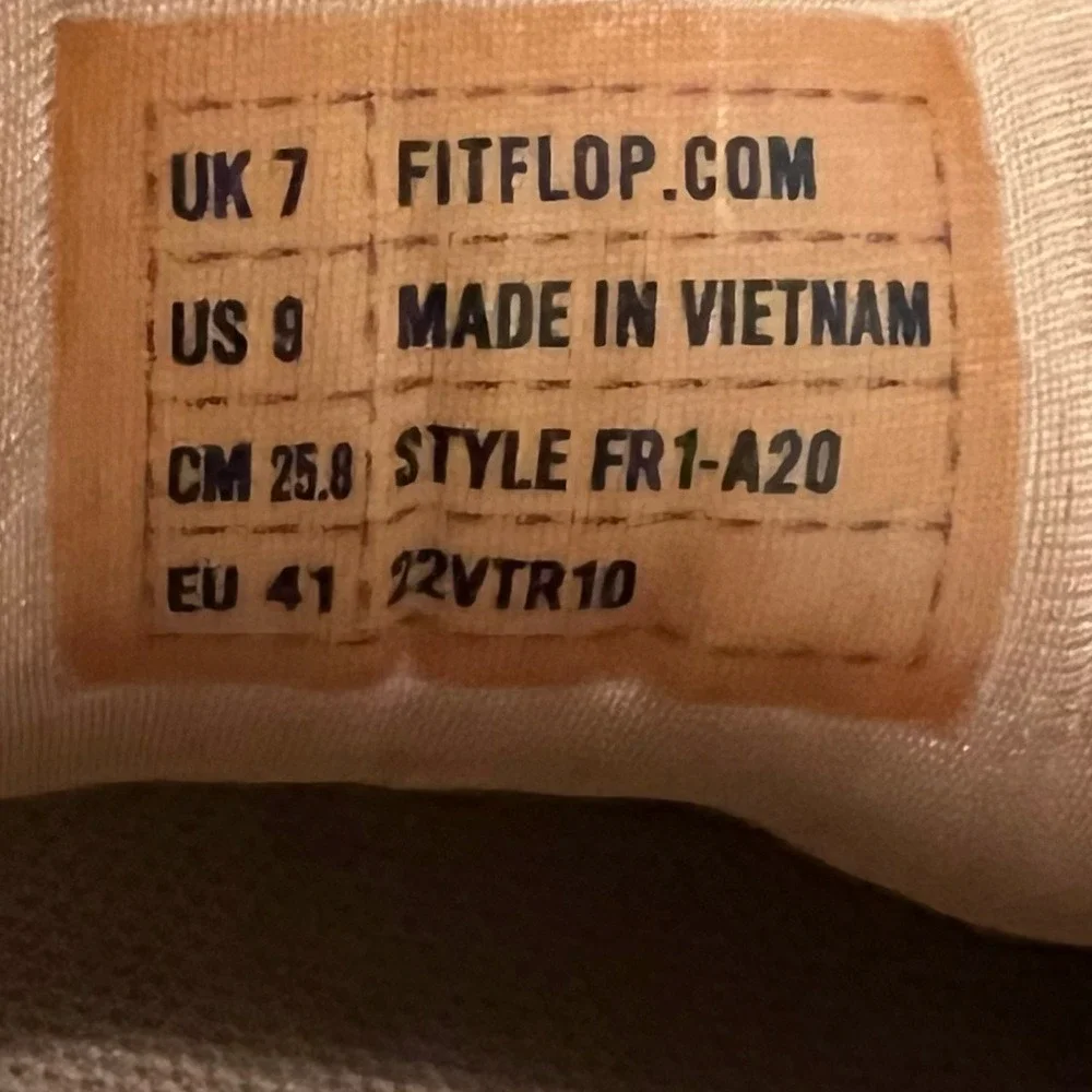 FitFlop F-Mode‎ Flatform Sneakers FR1-A20 Suede Leather Platform Shoes EUC US 9